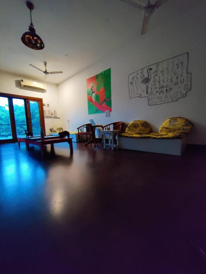 Albergue A Sleepy Fox Nueva Delhi Exterior foto